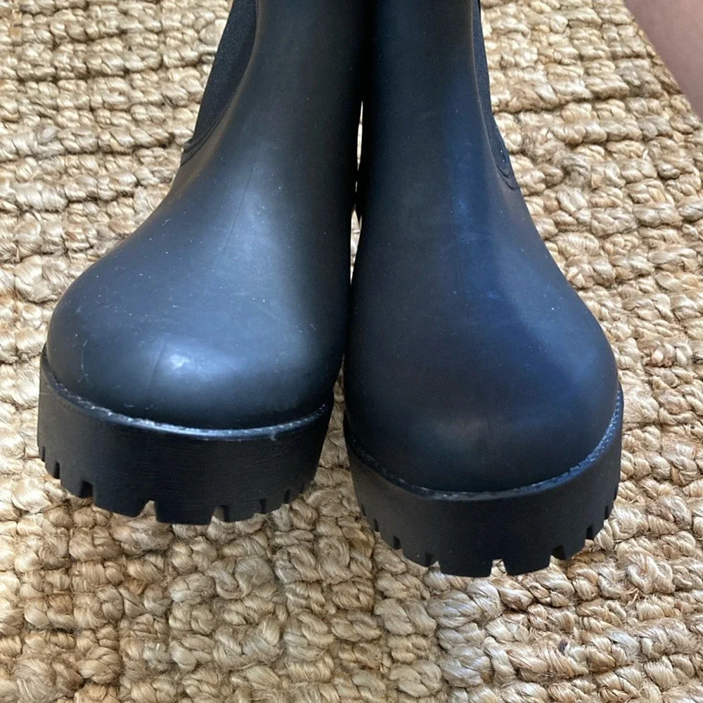 Jeffrey Campbell Womens Cloudy Waterproof Chelsea Rain Boots‎ Size 9 Slip On